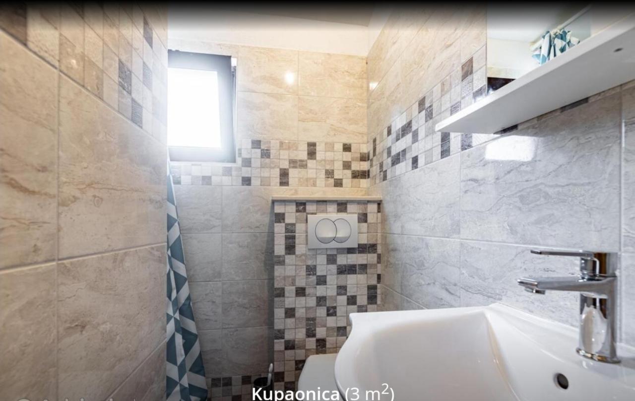 Apartmani Zaninovic Sveta Nedelja (Hvar)