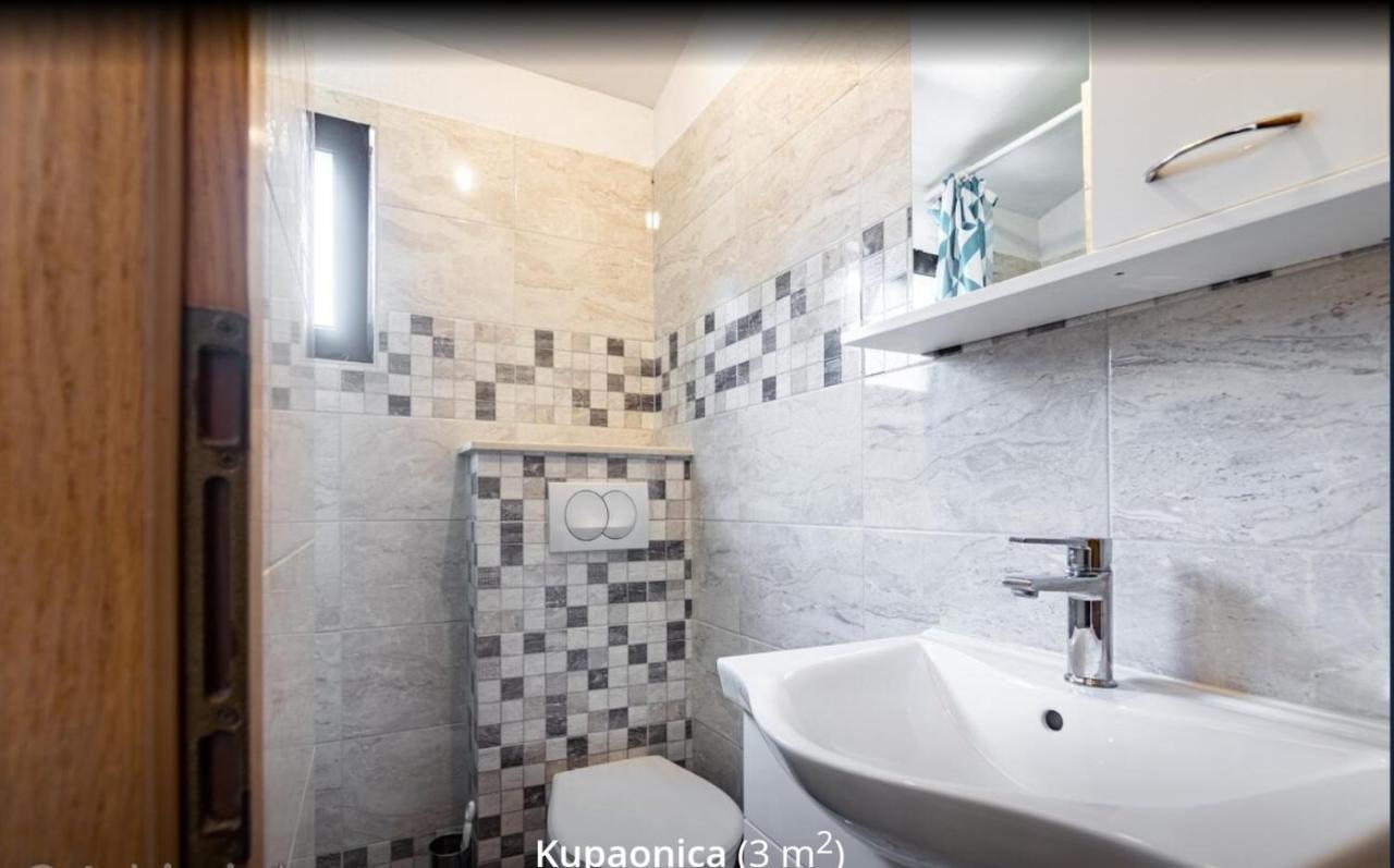 Apartmani Zaninovic Sveta Nedelja (Hvar)