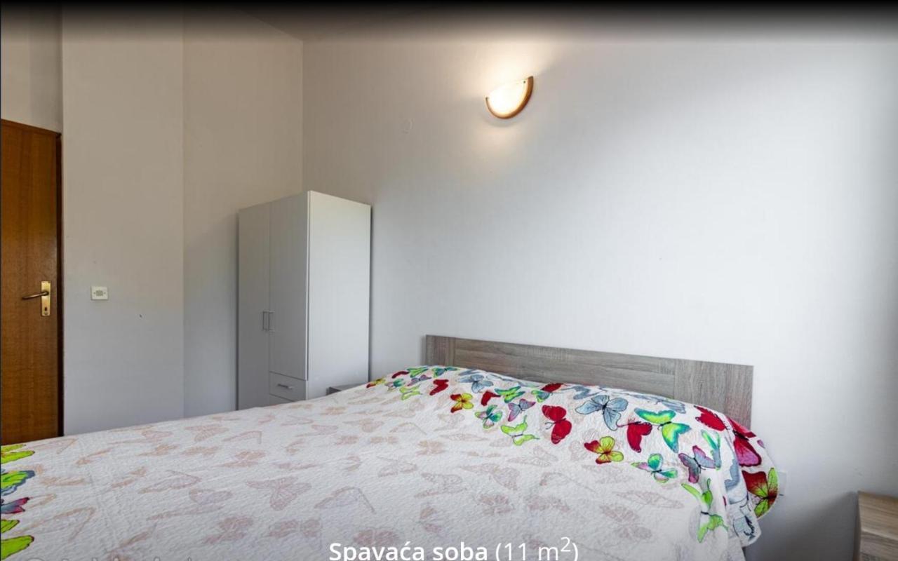 Apartmani Zaninovic * Sveta Nedelja (Hvar)
